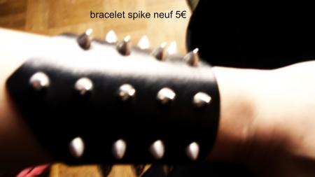 bracelet spike